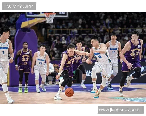 CBA球队战术变化对比赛结果走向及胜负关系影响的深入探讨与实证分析 CBA球队战术变化对比赛结果走向及胜负关系影响的深入探讨与实证分析