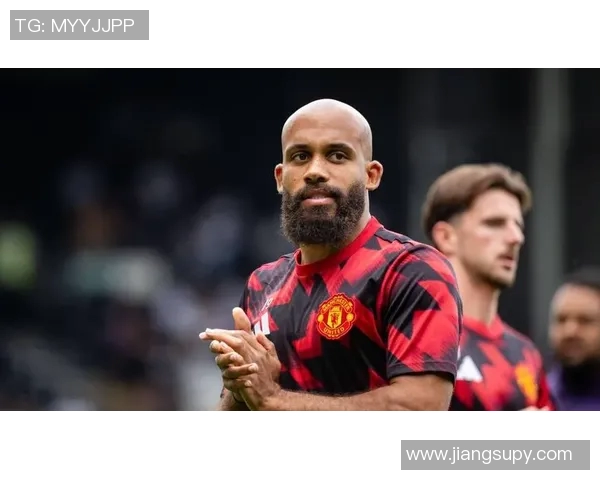 曼联赛后采访爆笑金句引全场爆笑 主帅幽默回应成焦点 曼联赛后采访爆笑金句引全场爆笑 主帅幽默回应成焦点