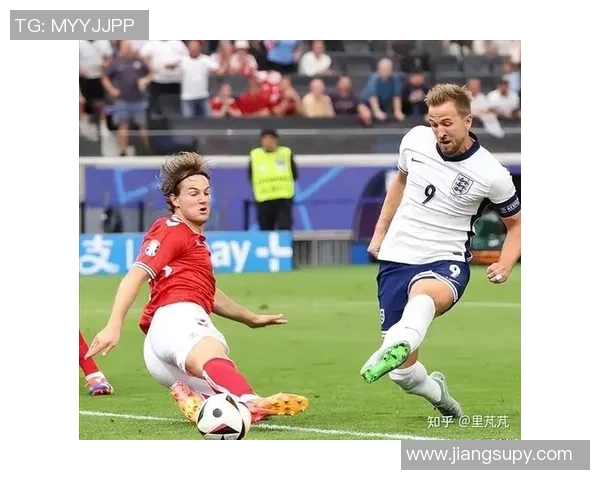 欧洲杯球队战术分析及关键球员表现影响全局的深度剖析 欧洲杯球队战术分析及关键球员表现影响全局的深度剖析