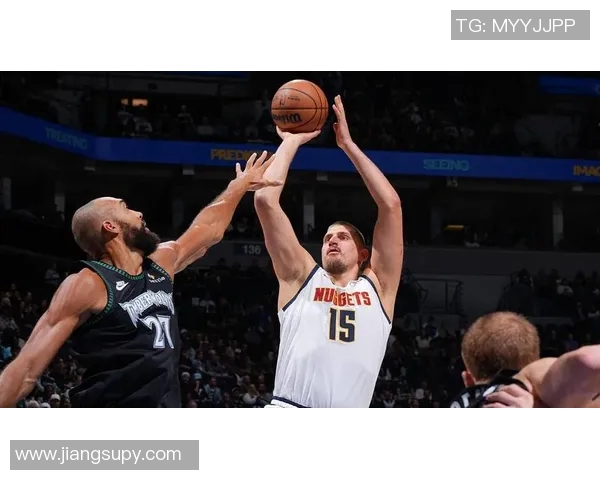 镜头回顾:约基奇这一幕令人泪目 镜头回顾:约基奇这一幕令人泪目